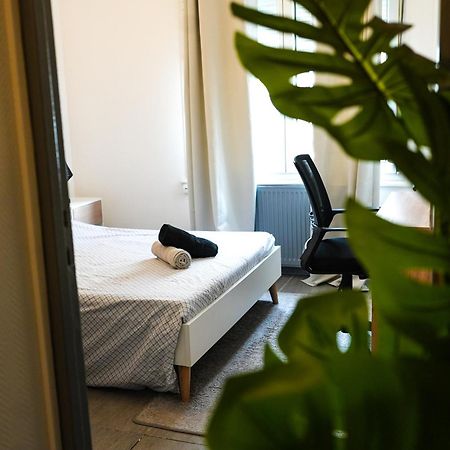 Appartement Temis Et Centre Ville Avec Parking-Wifi 브장송 외부 사진